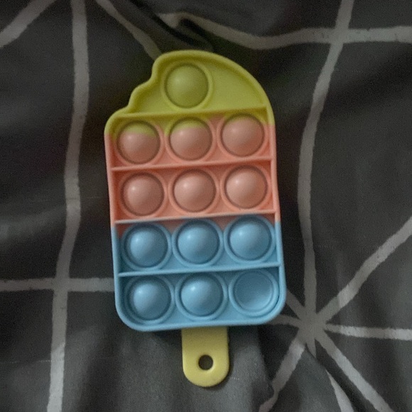 Pop its - Picture 11 of 14